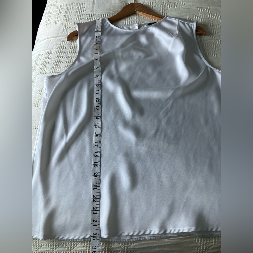 HALOGEN White Subtle Metallic High Neck Tank Blouse Size XL - Picture 8 of 10